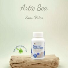 Forever Arctic Sea, complément alimentaire oméga 3, sans gluten, posé sur du bois flotté